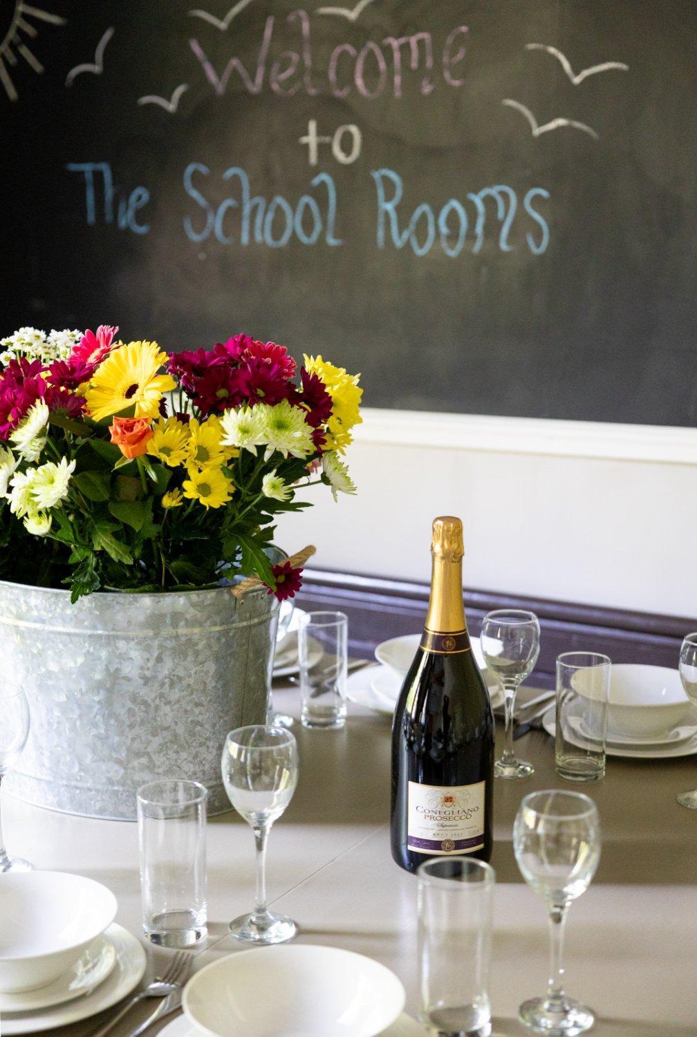 The School Rooms Estate Beautiful, Georgian Apartments With Private Heated Pool And Hot Tub Wifi And Parking Near Bath Box  Dış mekan fotoğraf