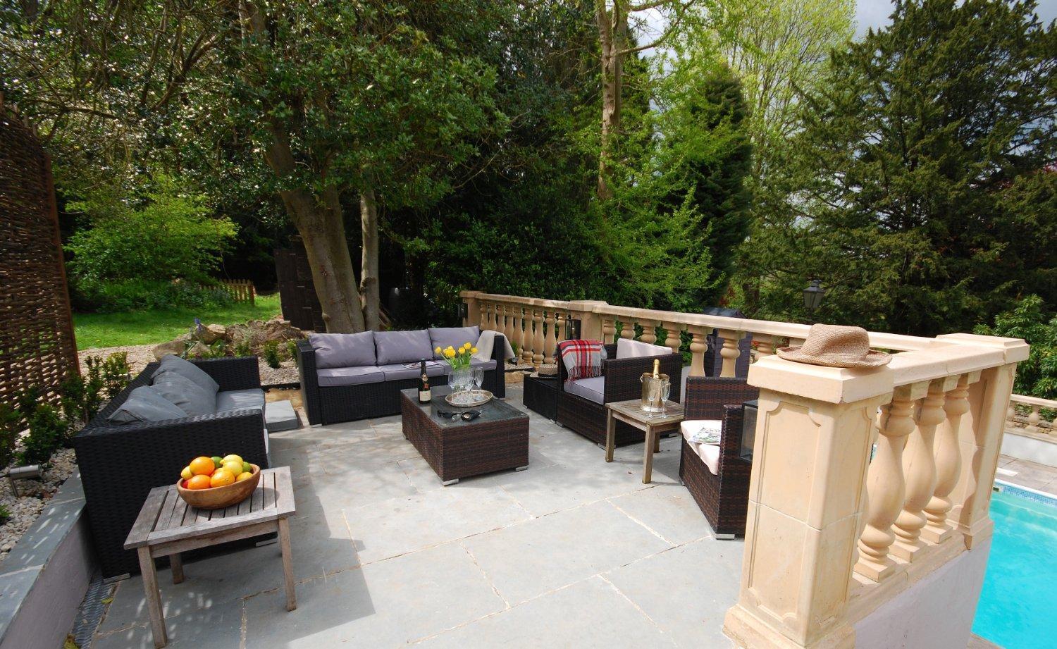 The School Rooms Estate Beautiful, Georgian Apartments With Private Heated Pool And Hot Tub Wifi And Parking Near Bath Box  Dış mekan fotoğraf